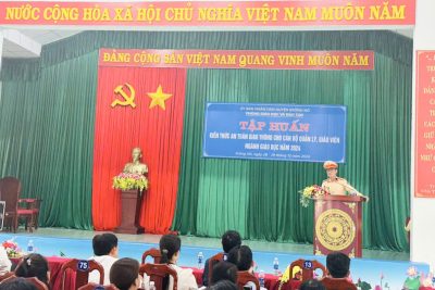 Phòng GD&ĐT huyện phối hợp với Ban An toàn giao thông huyện Krông Nô tổ chức khai mạc lớp tập huấn kiến thức An toàn giao thông cho cán bộ quản lý và giáo viên ngành giáo dục năm 2024